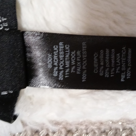 ❄️White House Black Market❄️ - Knit Faux Fur Infinity Scarf - Picture 8 of 11